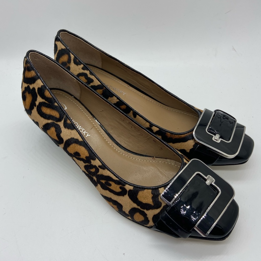 B. Makowsky Faux Leopard Skin Buckle Chunky Heel 8